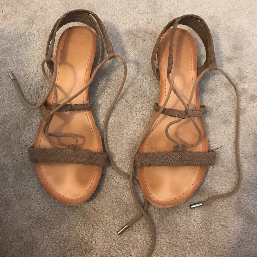 Madden Girl Sandals! 9